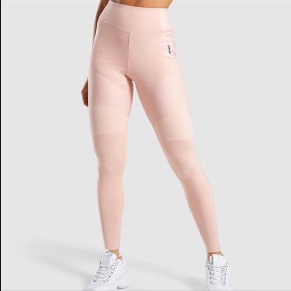 RSEREVED for Gwen: GYMSHARK TRUE TEXTURE LEGGINGS